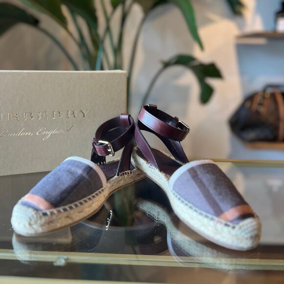 BURBERRY New Castle Abbie Flat Espadrilles 35 - Picture 1 of 9